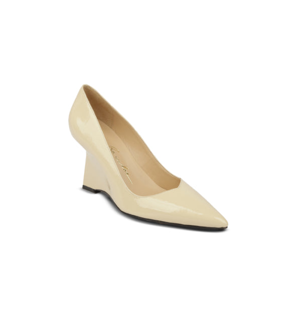 Verniz Wedge Nude/Preto Plump